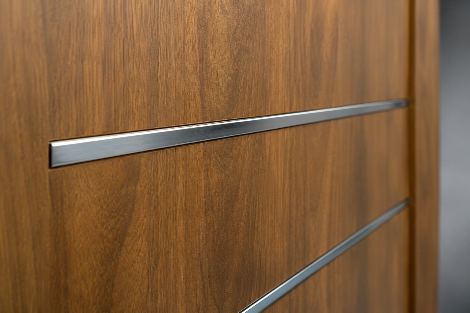 Detalle terminacion y herraje AISI 316 -- Puerta Pavir Linea Residencial Modelo 1