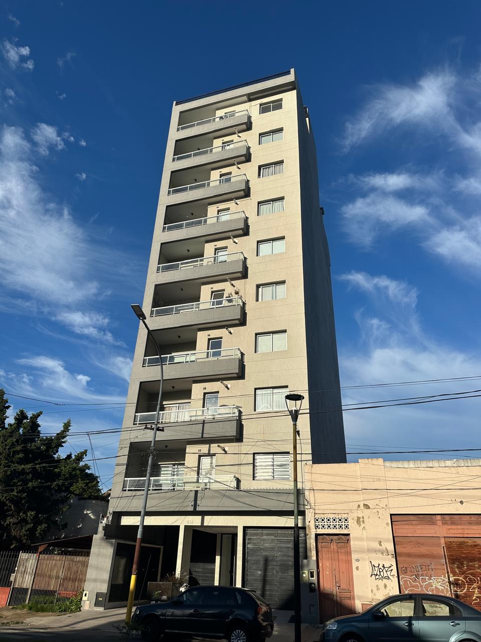Proyecto aberturas en edificio de departamentos — Remedios de Escalada, Zona Sur
